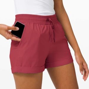 Lululemon Spring Break Away Short *4-way Stretch 3"